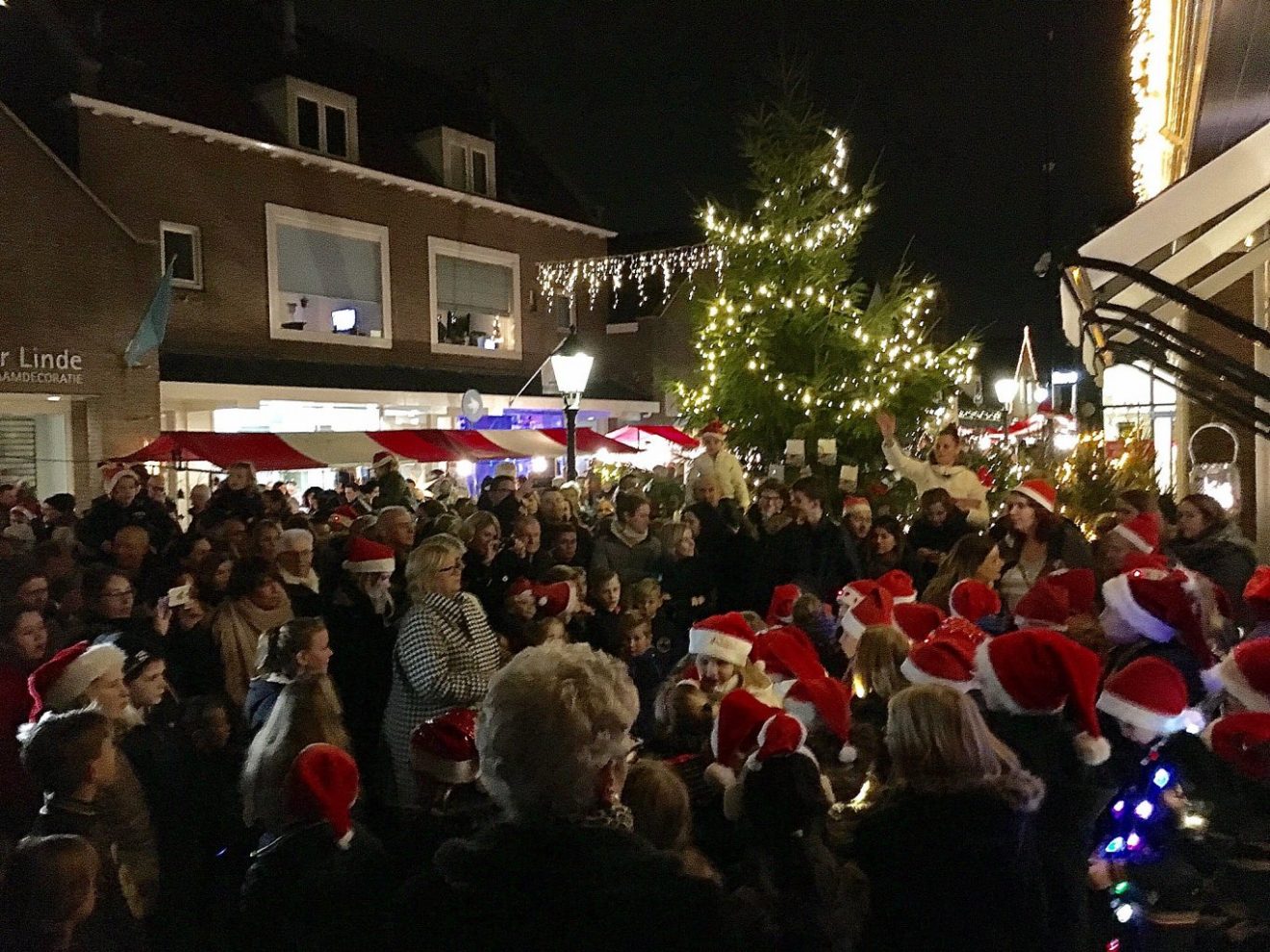 Kaarsjesavond in oude dorp Nieuwerkerk | Gouwe IJssel Nieuws