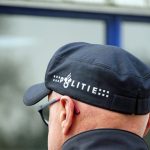 Stock – logo politie op pet