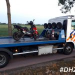 brommer op transport politievoertuig moordrecht