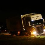 Piet Stuurmanweg in Waddinxveen vrachtwagen berm