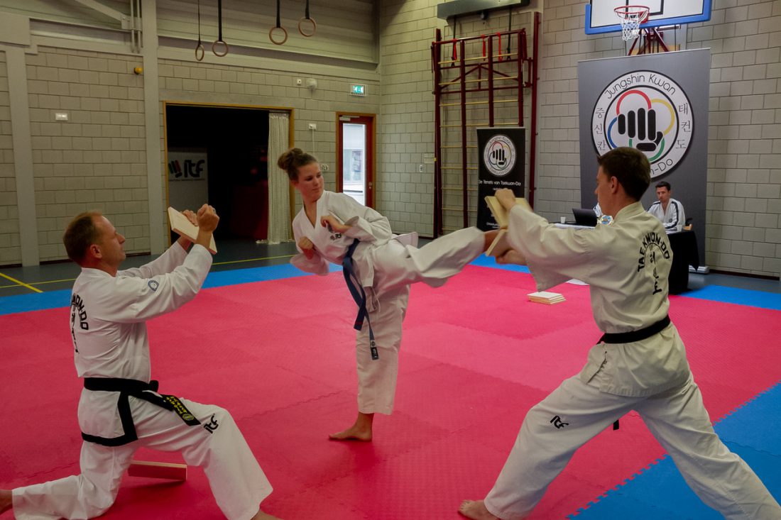 Twee nieuwe zwarte banders bij Jungshin Kwan Gouwe IJssel Nieuws