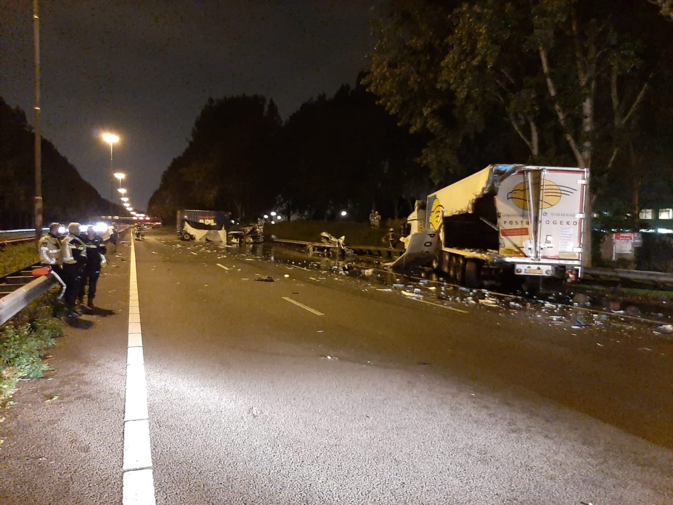 Ongeval met twee vrachtwagens op A20 bij Nieuwerkerk aan den IJssel | Gouwe IJssel Nieuws - Gouwe IJssel Nieuws