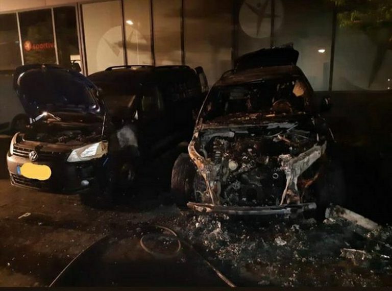 Politie zoekt getuigen van autobrand Doortocht Nieuwerkerk aan den IJssel