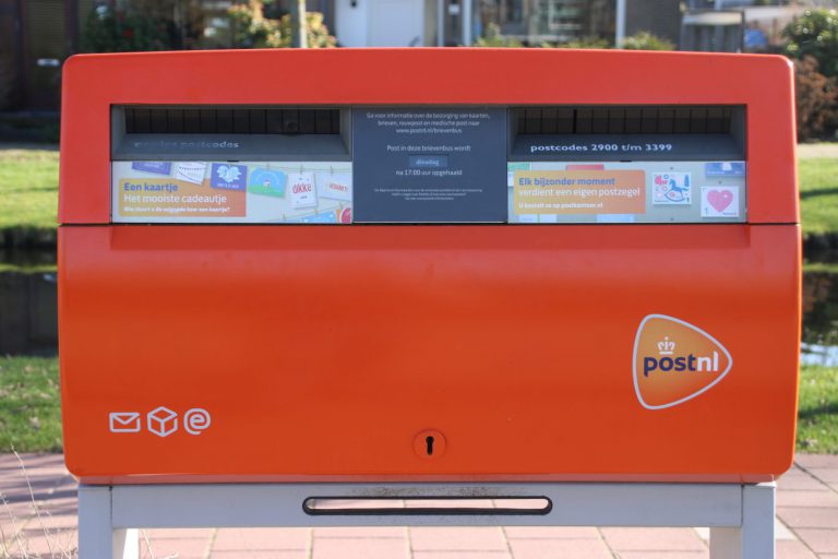 ChristenUnie/SGP vraagt om betere spreiding oranje brievenbussen van PostNL