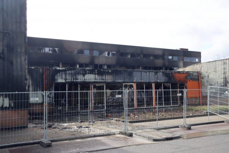 Ontzetting heerst dag na de brand Lylantse baan in Capelle aan den IJssel