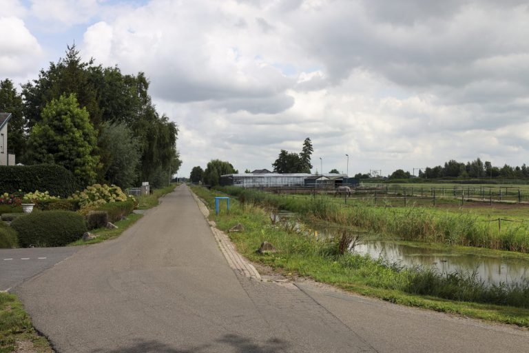 Zuidplasweg Nieuwerkerk 2 maanden afgesloten voor ombouw naar fietsstraat