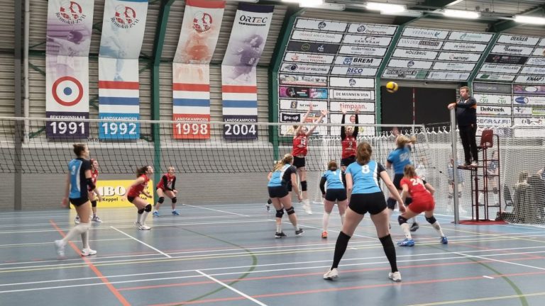 Dames Jumbo ZVH winnen en staan nu aan kop