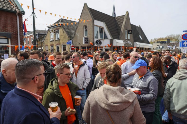 Nieuwerkerks Oranje pakt uit met Koningsdag