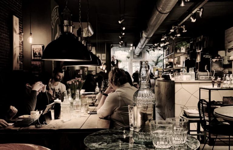 Bruiscafé Zevenhuizen over de vele gezichten van het dorp