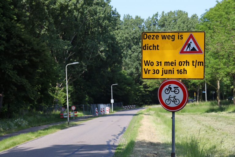 Ringvaartlaan richting Hoogeveenen maand afgesloten voor aanleg gasleiding