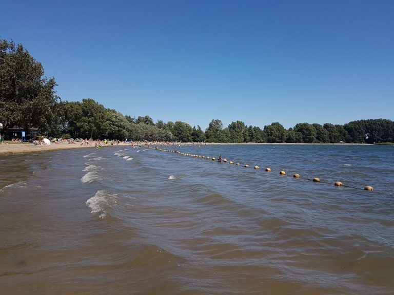 Negatief zwemadvies Zevenhuizerplas Strand Noordwestzijde Oud Verlaat
