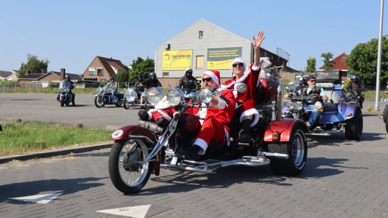 Santa’s Bikers & Trikers vanaf Zevenhuizen voor rolstoelbakfiets