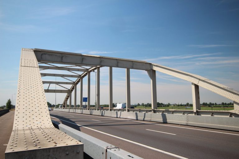 Spoorbrug A20 wordt vervangen bij verbreding snelweg