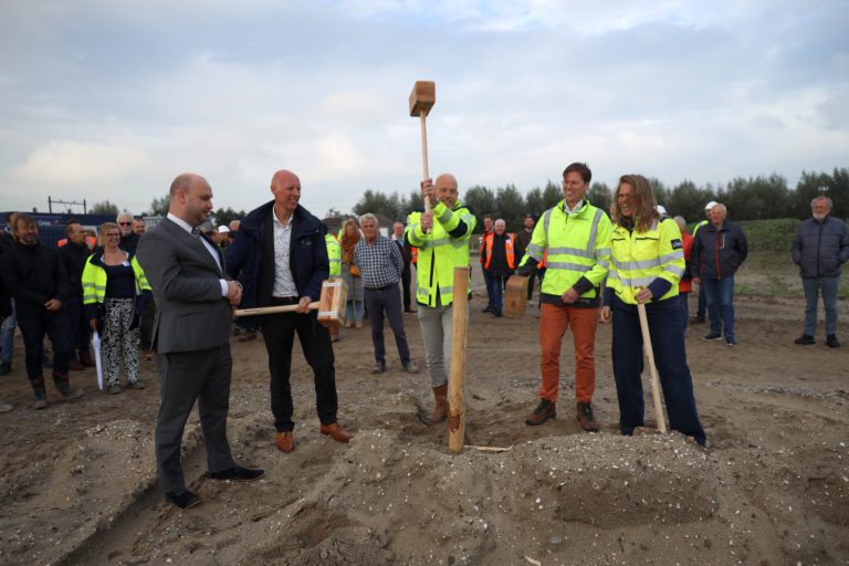 Bouw nieuw elektriciteitsstation Zuidplaspolder bij Zevenhuizen gestart (video)