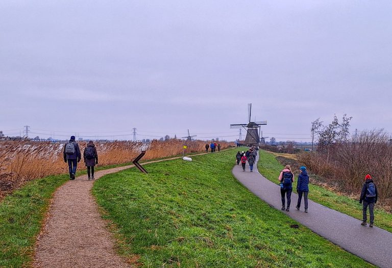 Gezelligheid troef bij Snertwandeltocht