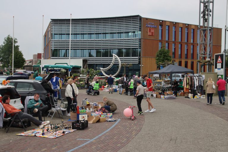 Hemelvaartsdag Kofferbakverkoop Nieuwerkerk aan den IJssel