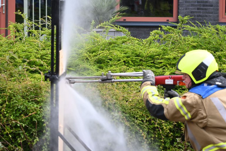 Open dag brandweer Moordrecht 2024 met demo coldcut cobra uit Ouderkerk ad IJssel