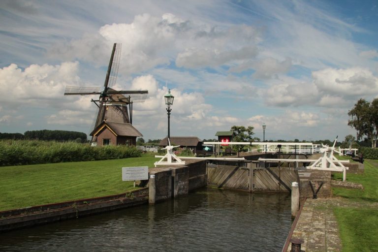 Sluis Zevenhuizer Verlaat en Snelle Sluis tijdelijk gesloten