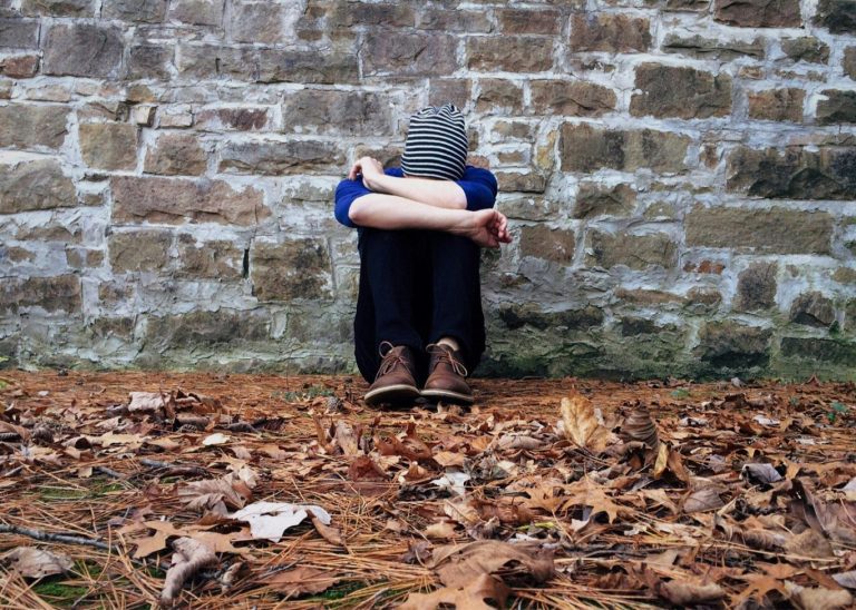 Webinars: “Praktische Handvatten voor Ouders: Van Beeldschermgebruik tot Puberteit “