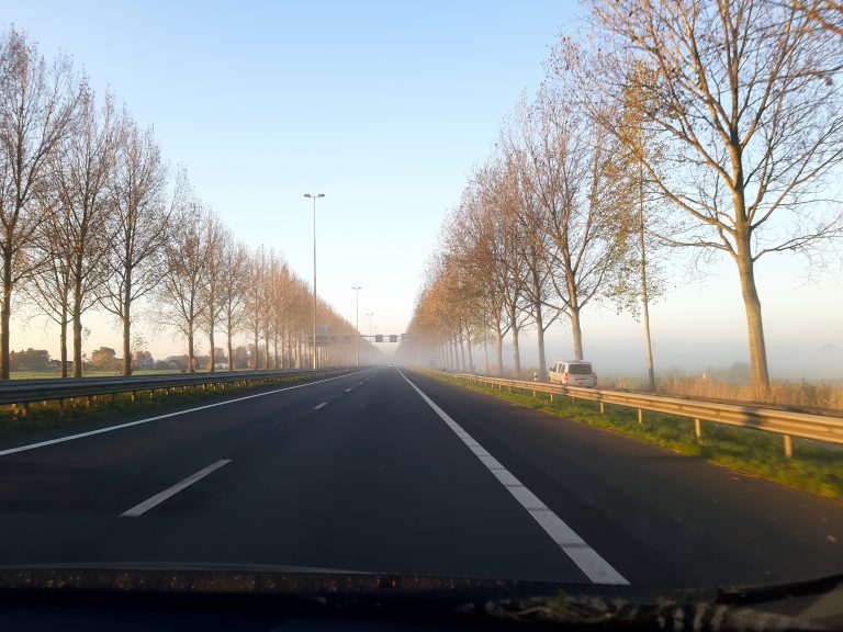 Mist boven en rond de A20