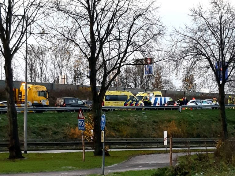 Ravage bij aanrijding op de N451 Waddinxveen