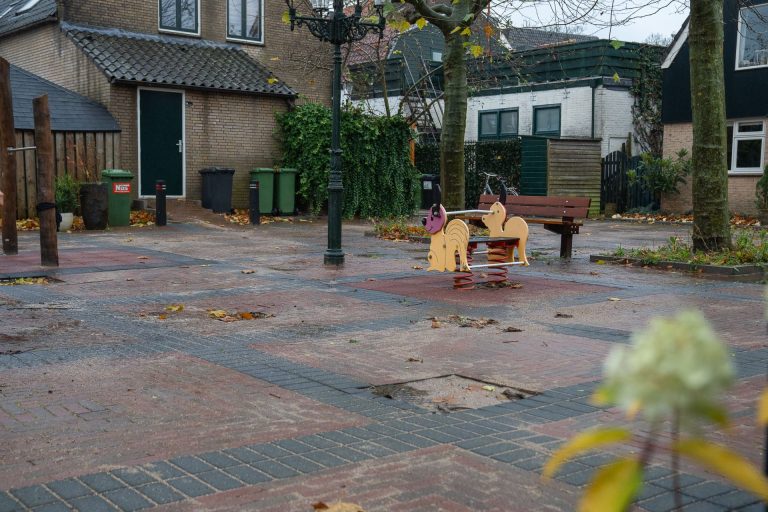 Opgeknapte straten rond Vleerplein Moordrecht opgeknapt