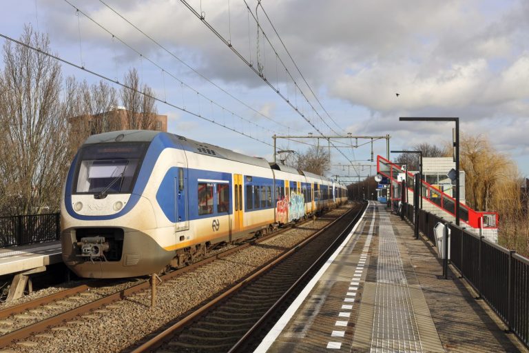 Nieuwe dienstregeling NS weer zonder spitstreinen in Nieuwerkerk