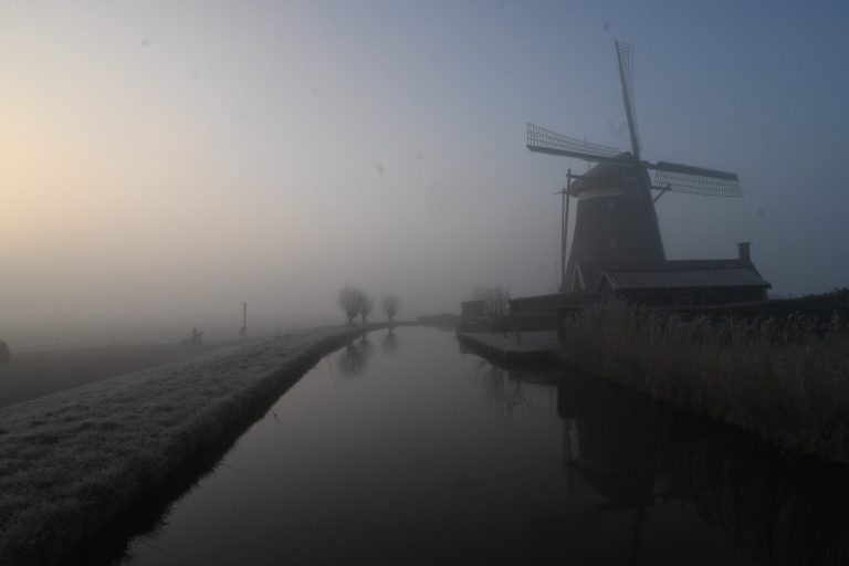 Winterweer bij Molenviergang Zevenhuizen