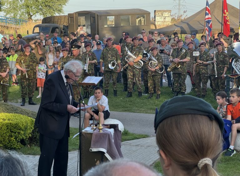 Druk bezochte herdenking “slag om Jolly Duck” (video)