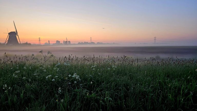Molenviergang tijdens Zonsopgang