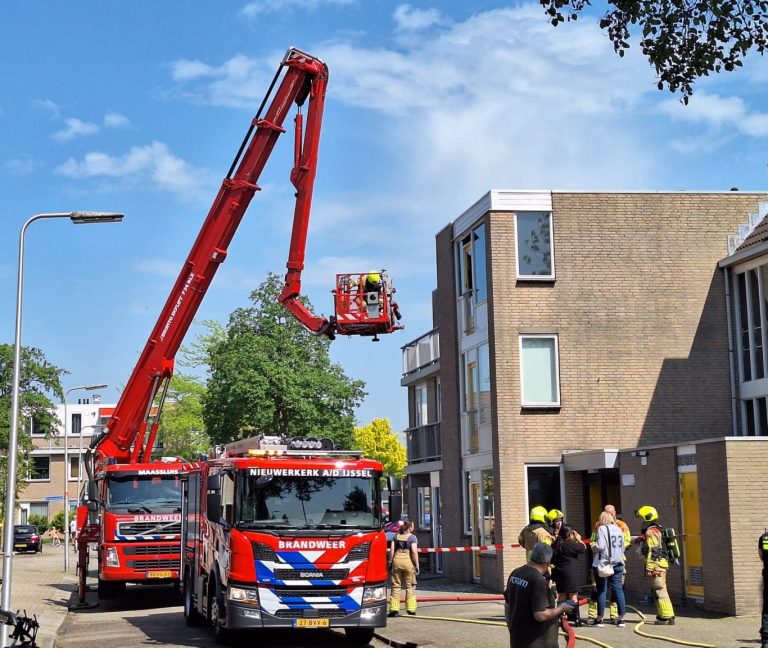 Middelbrand in bankstel Nieuwerkerk