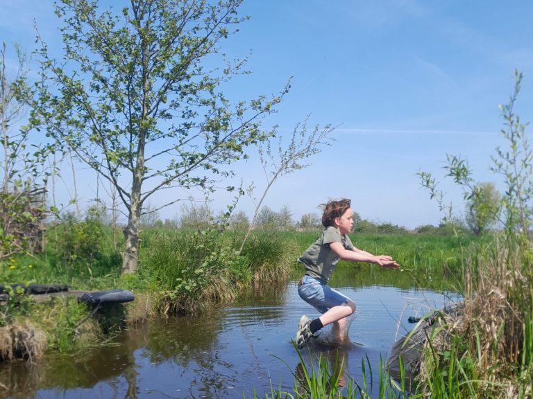 Stoere activiteit voor jonge mantelzorgers: ‘Ravotten in de Polder’!