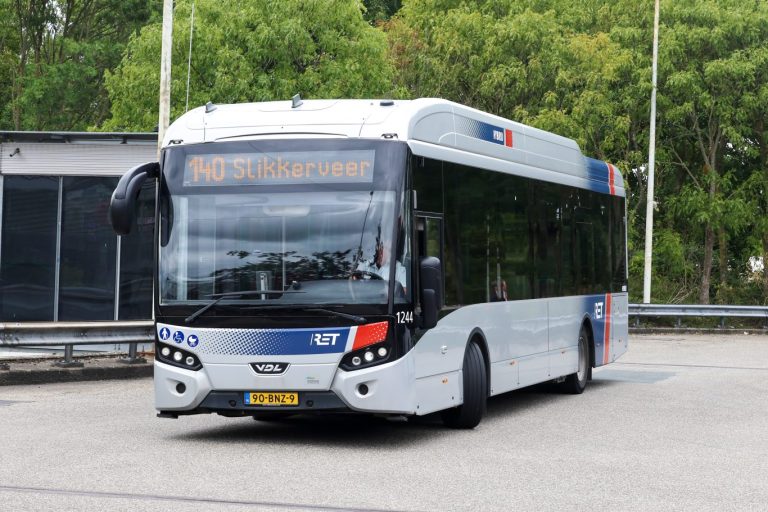 Nieuwe RET nachtbus slaat Nieuwerkerk over