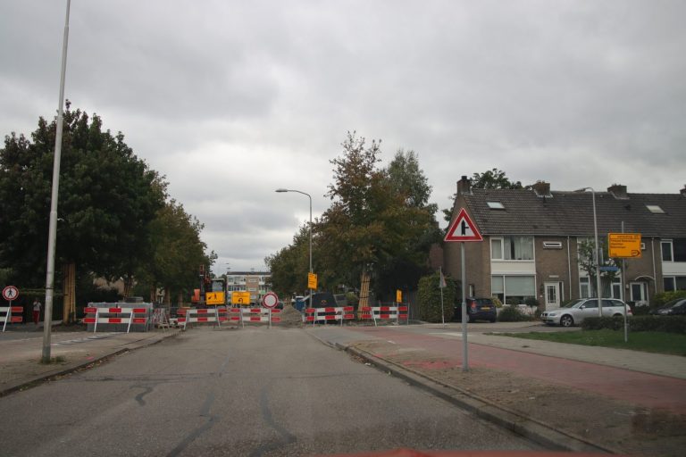 Bospolderstraat en Ir. Lelystraat afgesloten van Batavierlaan maandag