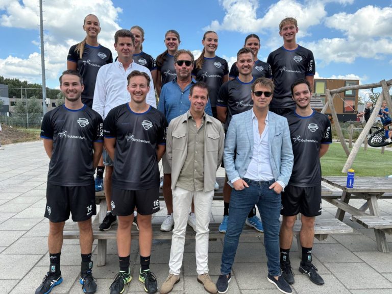 Selectiesponsors CKV verlengen en steken selectie in het nieuw