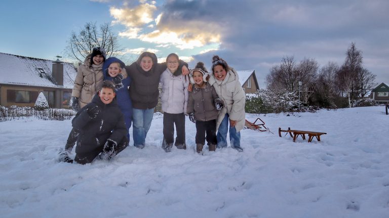 Sneeuwpret in Zevenhuizen