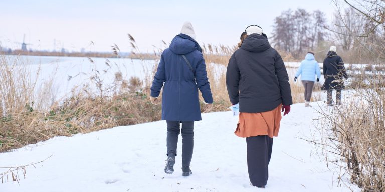 Snertwandeltocht een hit ondanks winterse kou en gladheid