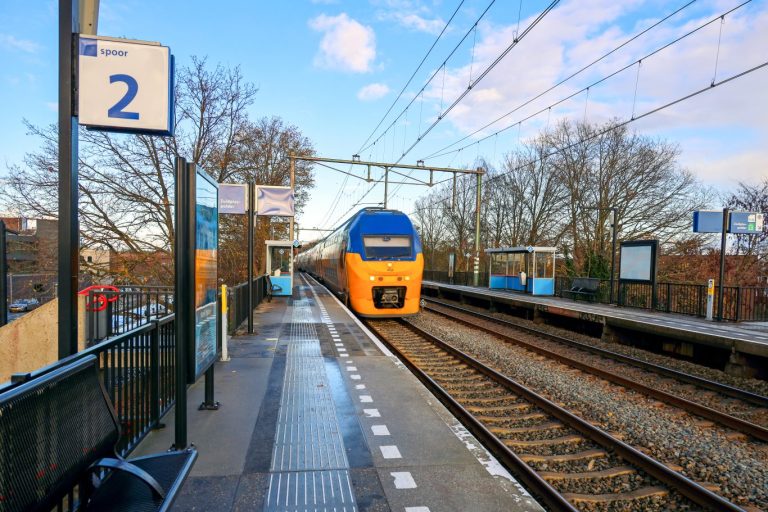Ook in 2027 stoppen er geen spitstreinen in Nieuwerkerk aan den IJssel