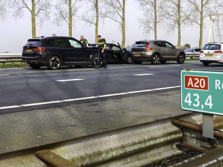 Uur vertraging door vrijdagse botsing op A20