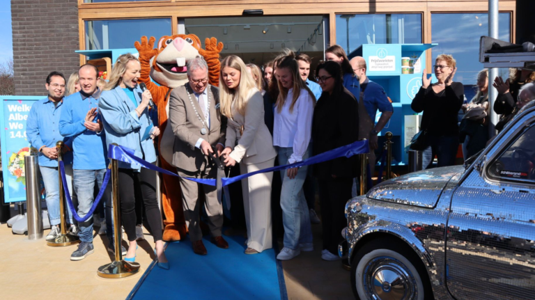 Albert Heijn Zevenhuizen officieel geopend