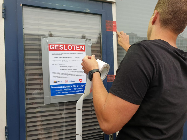Rechtbank: Burgemeester Weber sloot drugspand Moordrecht terecht 18 maanden