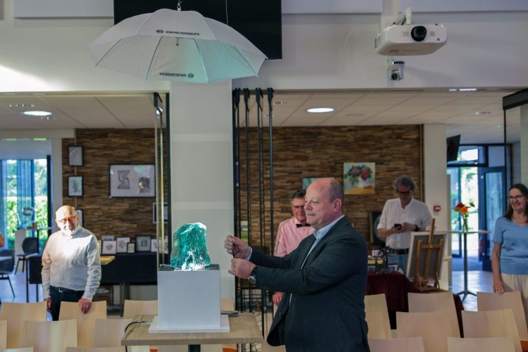 Wethouder Klovert roemt lokale cultuur en opent Pinst’Art (met video)